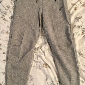 Nike Men's Heather Gray Joggers